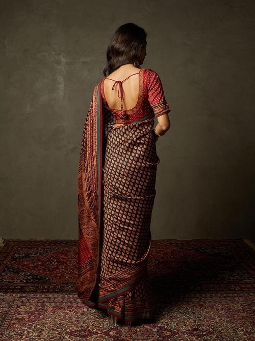 Black & Red Sanganeri Saree With Unstitched Blouse - Image 5